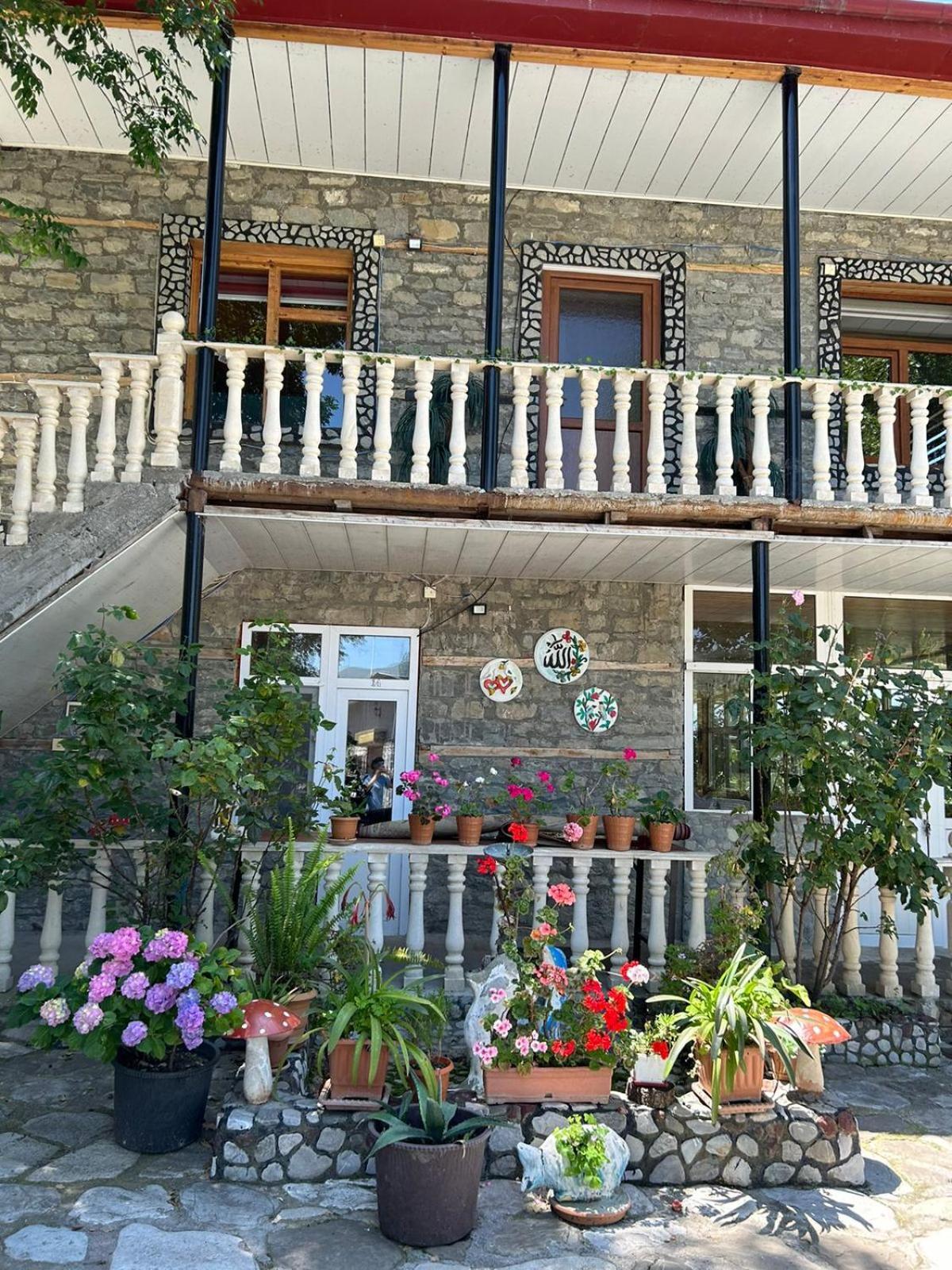 Polad Lahic Exterior foto